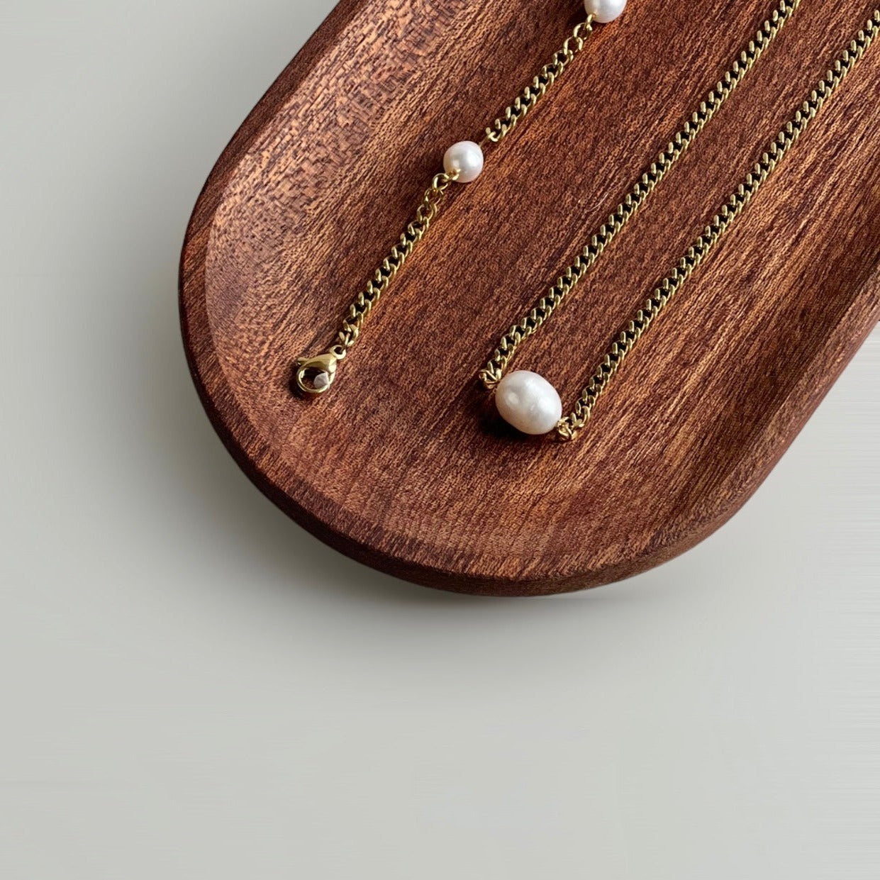 Lakambini (Beauty Queen)