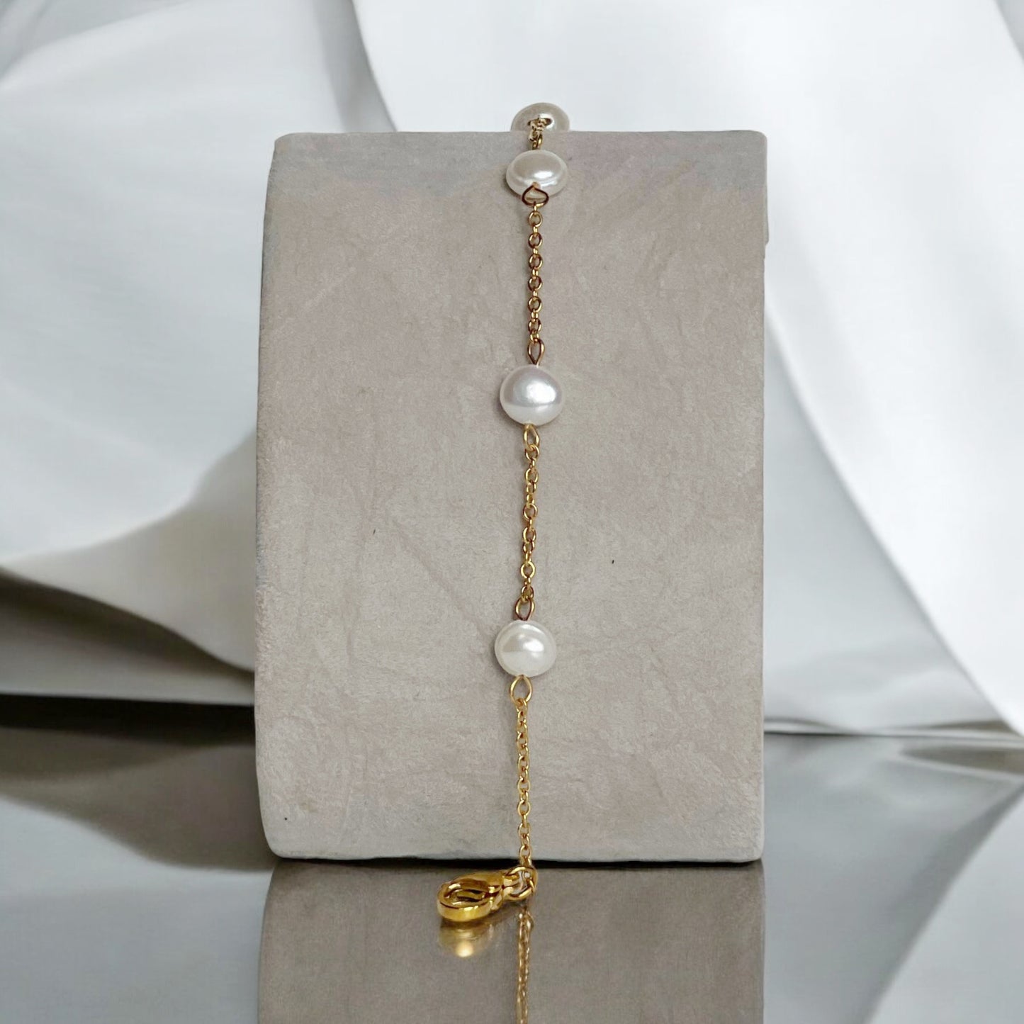 Gold and Pearl Bracelet