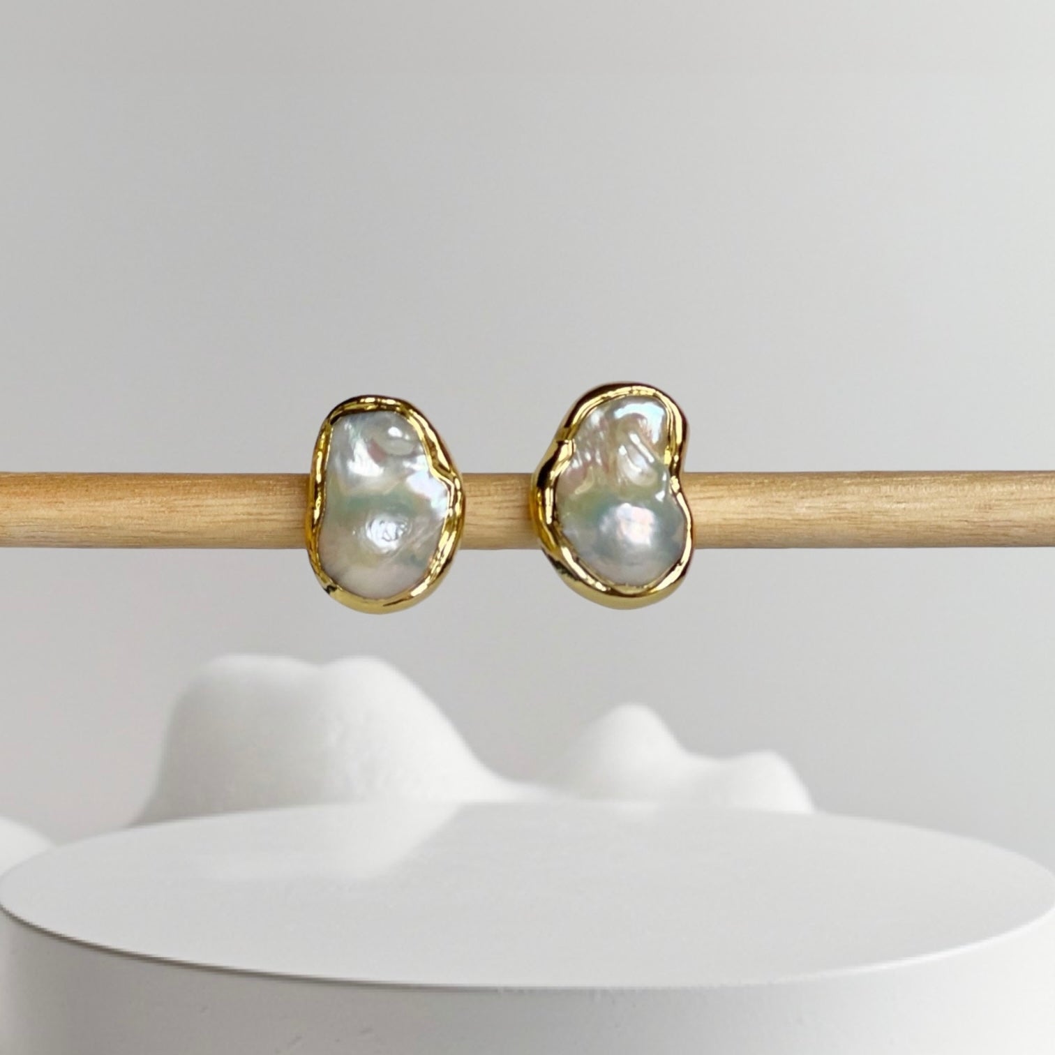 Baroque Pearl